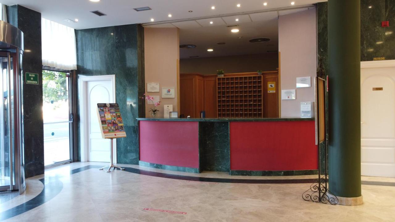 Hotel Checkin Madrid Parla Exterior foto