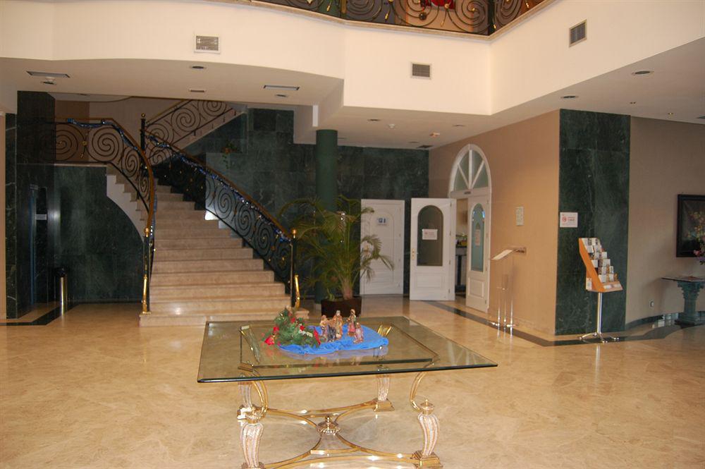 Hotel Checkin Madrid Parla Exterior foto